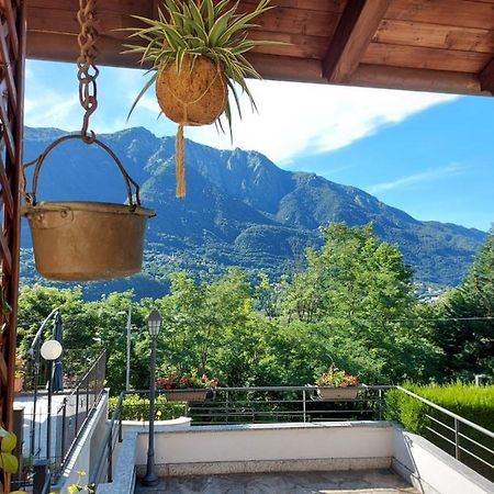 Casa Vacanza Il Glicine Casale Corte Cerro Экстерьер фото