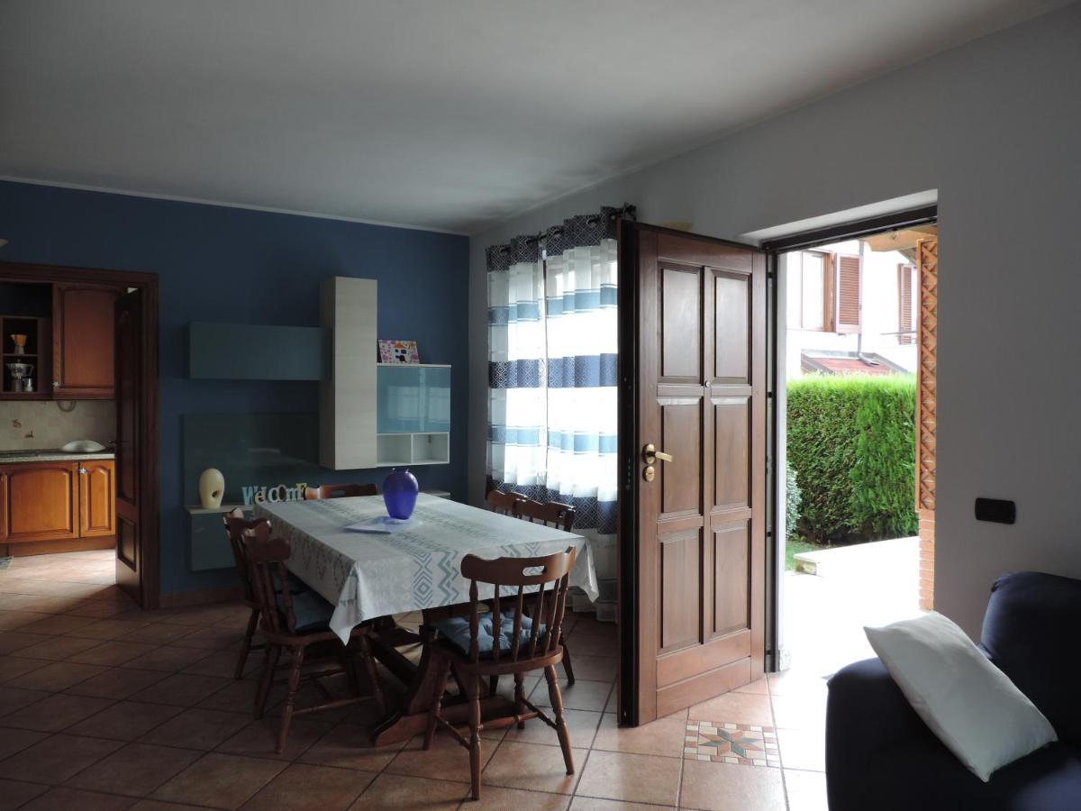 Casa Vacanza Il Glicine Casale Corte Cerro Экстерьер фото