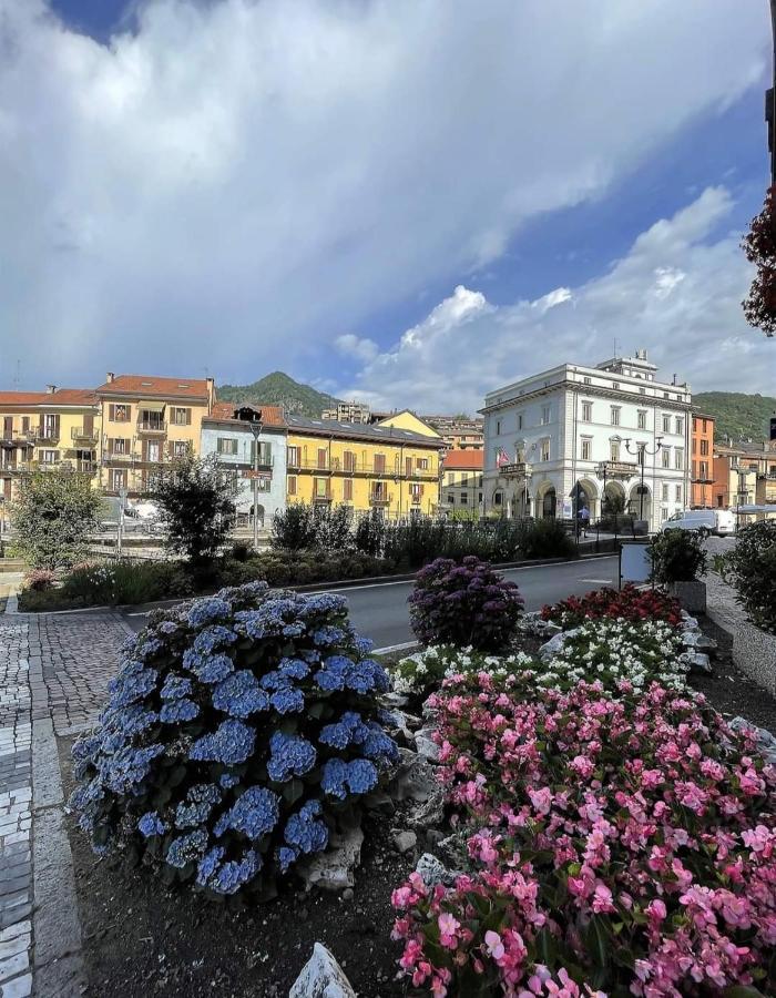 Casa Vacanza Il Glicine Casale Corte Cerro Экстерьер фото