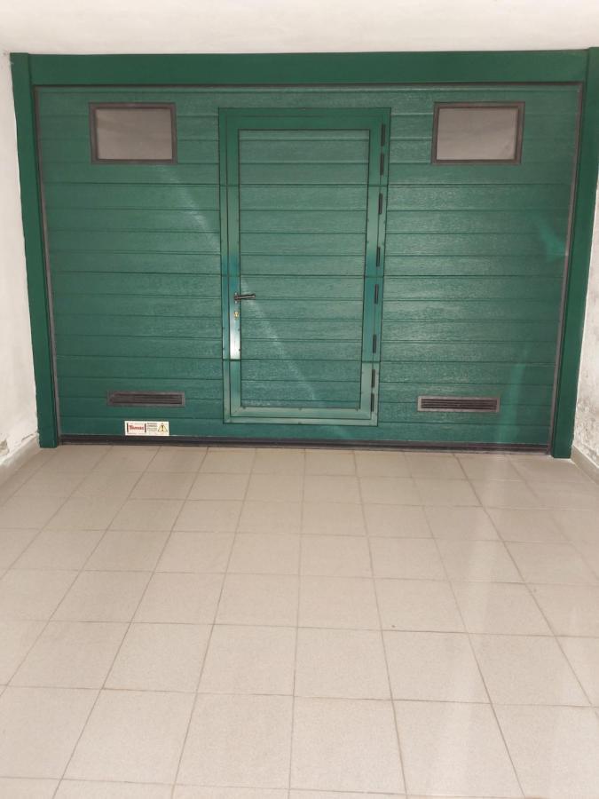 Casa Vacanza Il Glicine Casale Corte Cerro Экстерьер фото